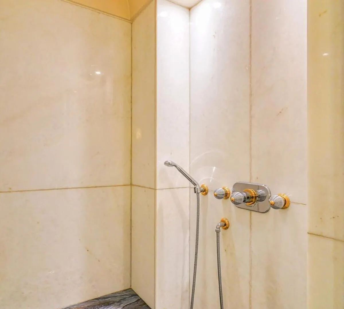 Apartment Napoleon Champs Elysees